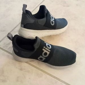 Kids Adidas tennis shoes